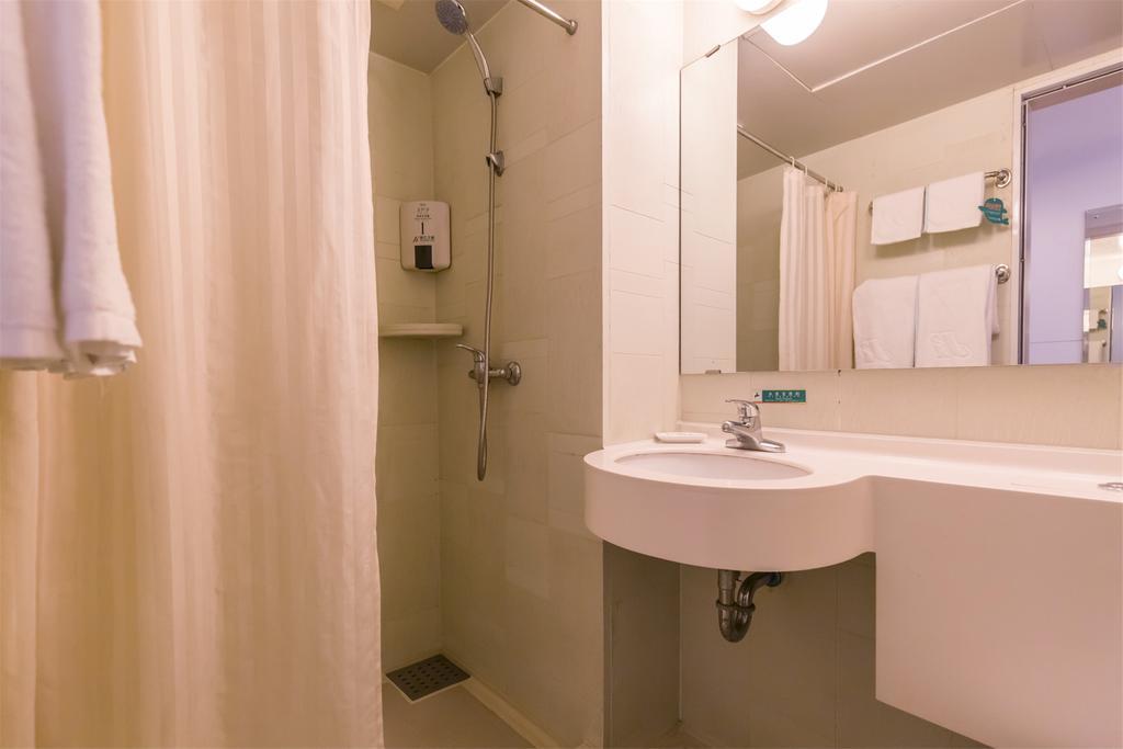Jinjiang Inn Select Wuhan Chu Hehan Street Shuiguohu Εξωτερικό φωτογραφία